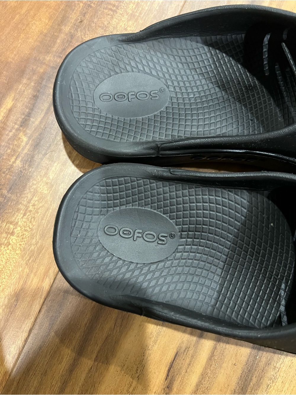 OOFOS Black Women's Slide Sandals - Picture 4 of 8